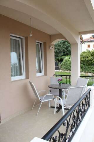 Апартаменты Apartman Šćekić Херцег-Нови Апартаменты с 2 спальнями-2